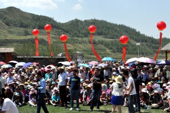 國(guó)樂(lè)芬芳高原醉——甘肅省歌舞劇院“絲路花雨”民族